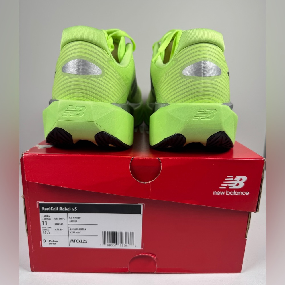 New Balance FuelCell Rebel v5 Shoes Mens 11 Mint Flash Green Silver Metallic - Picture 3 of 8